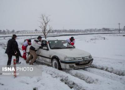 آمادگی کامل نیروهای امدادی گیلان در پی بارش برف و باران